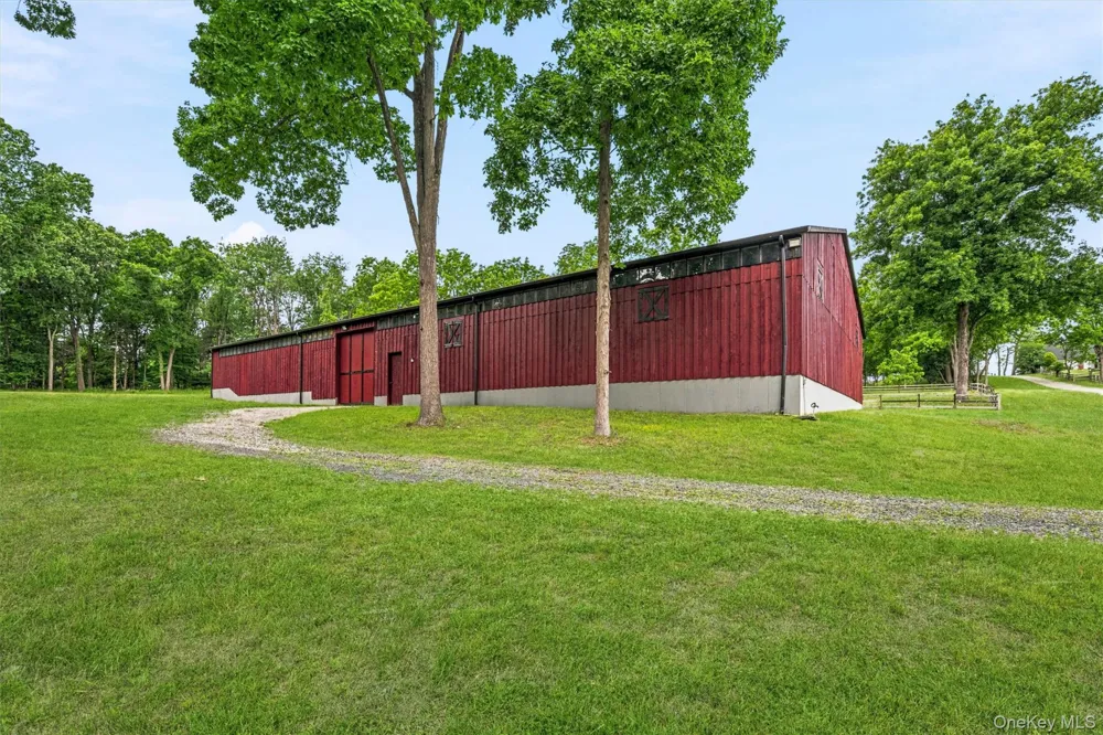 16 Almond Tree Lane Warwick, NY 10990