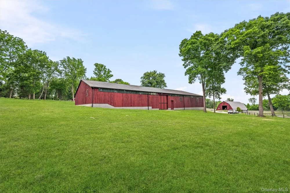 16 Almond Tree Lane Warwick, NY 10990