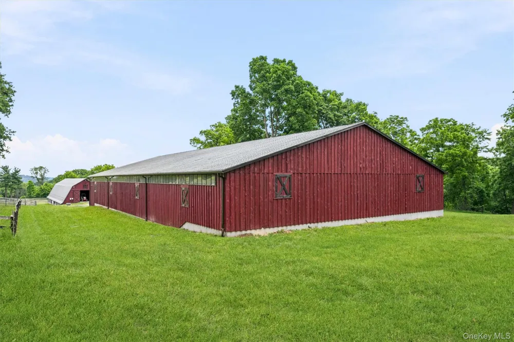 16 Almond Tree Lane Warwick, NY 10990
