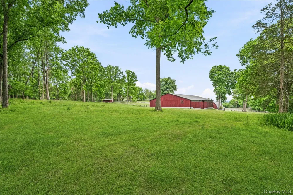 16 Almond Tree Lane Warwick, NY 10990