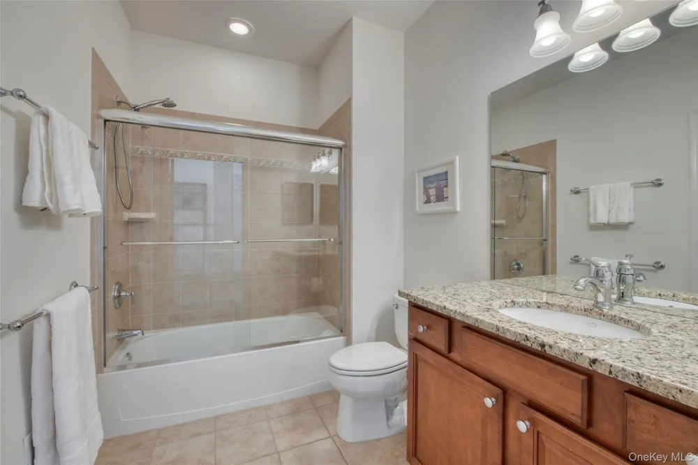 171 Jonathan Lane Westhampton, NY 11977