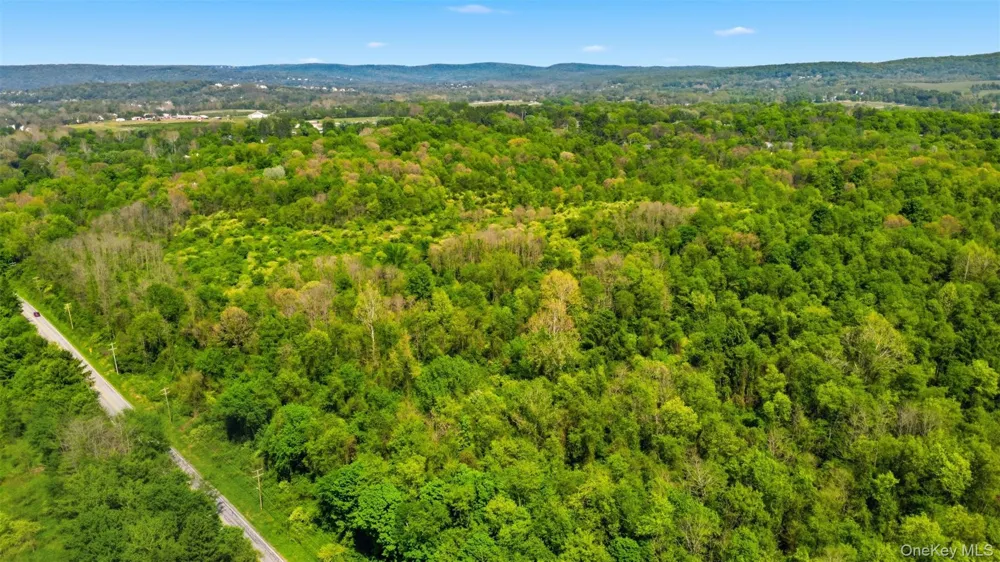 213 Greenhaven Road Poughquag, NY 12570