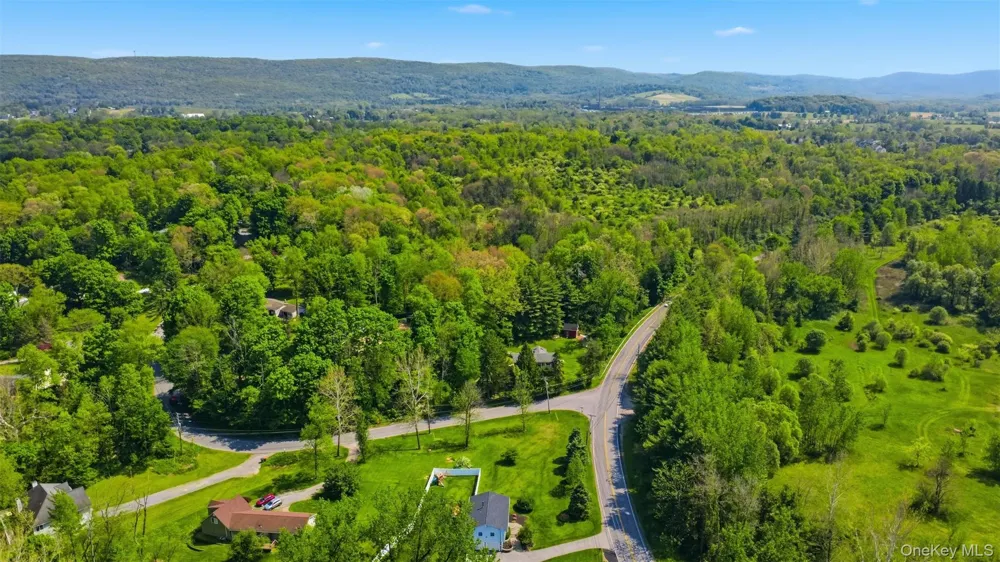 213 Greenhaven Road Poughquag, NY 12570