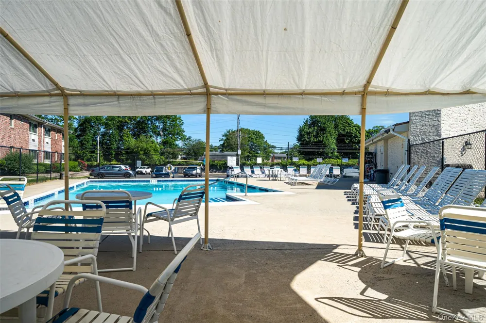 2453 union blvd #24a Islip, NY 11750