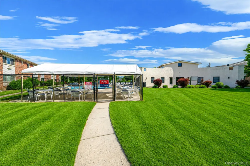 2453 union blvd #24a Islip, NY 11750