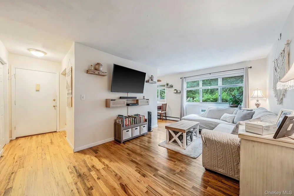 2453 union blvd #24a Islip, NY 11750
