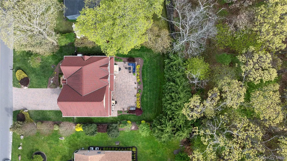 2015 Kenneys Road Southold, NY 11971