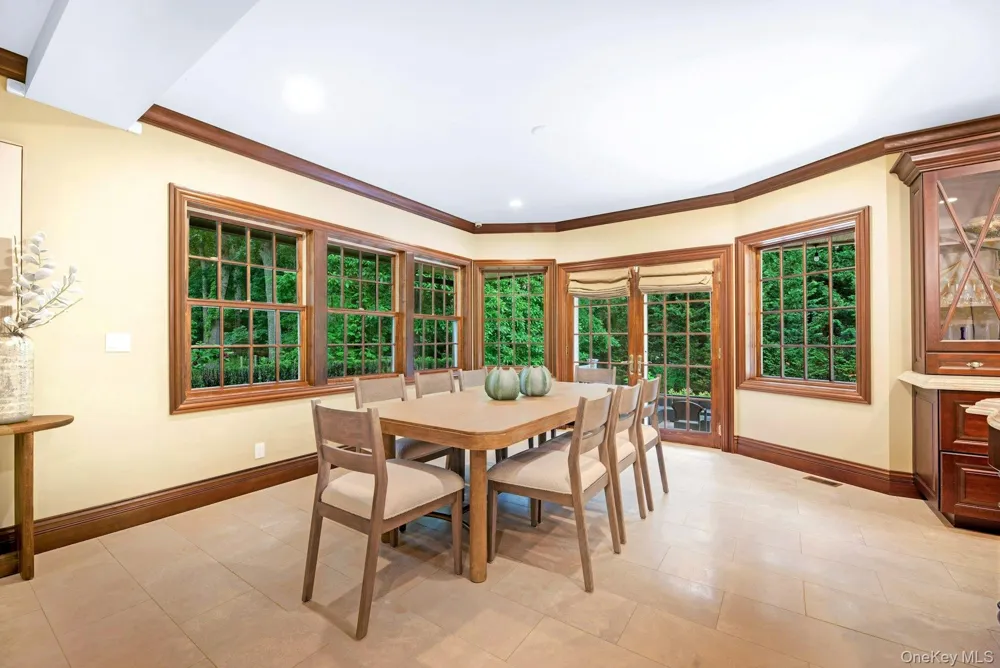 2015 Kenneys Road Southold, NY 11971