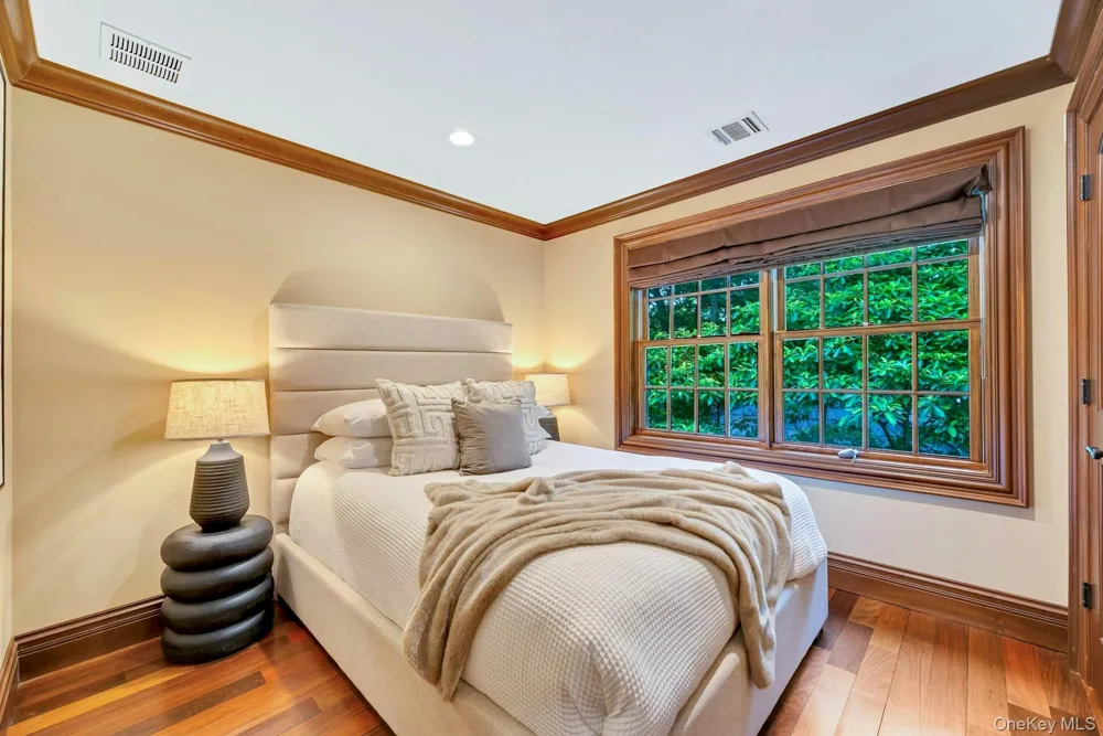 2015 Kenneys Road Southold, NY 11971