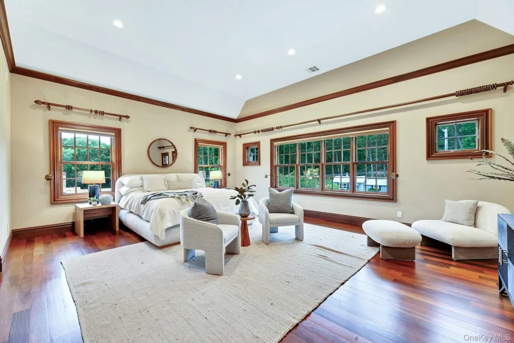 2015 Kenneys Road Southold, NY 11971