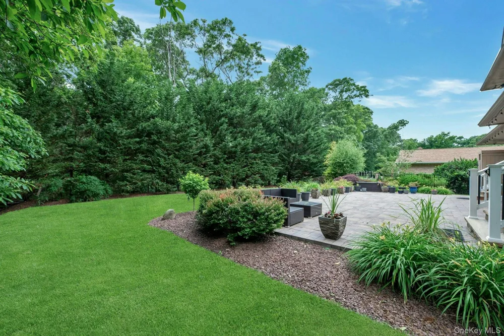 2015 Kenneys Road Southold, NY 11971