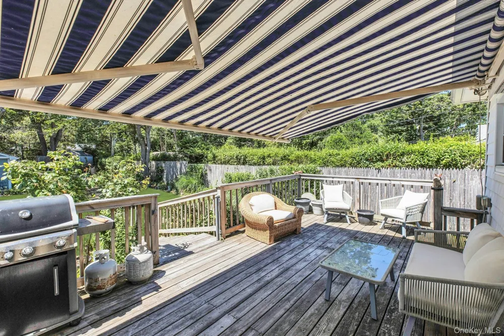 135 Noyack Avenue Sag Harbor, NY 11963