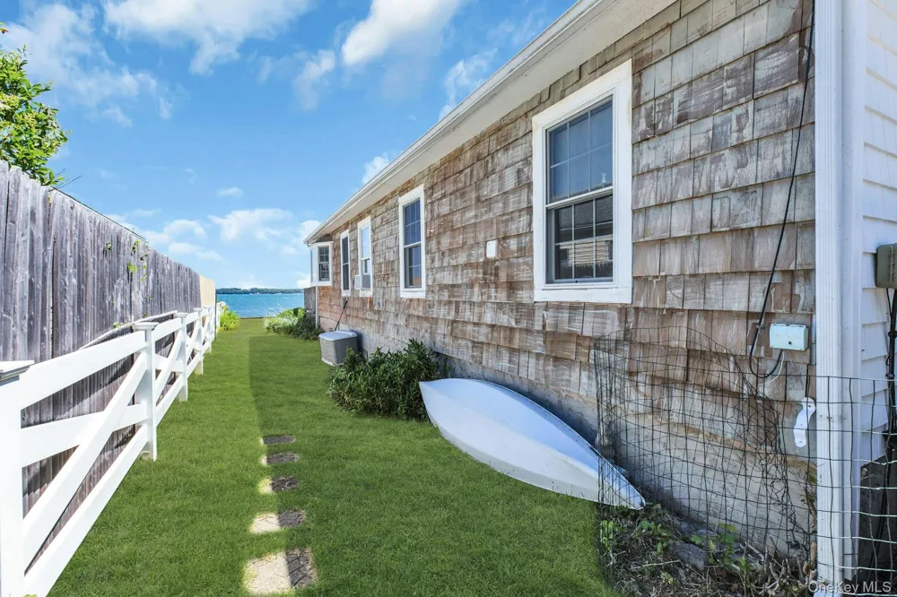 135 Noyack Avenue Sag Harbor, NY 11963