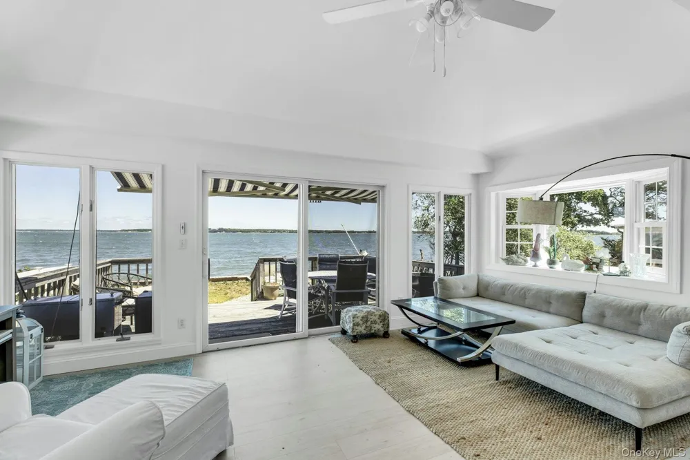 135 Noyack Avenue Sag Harbor, NY 11963