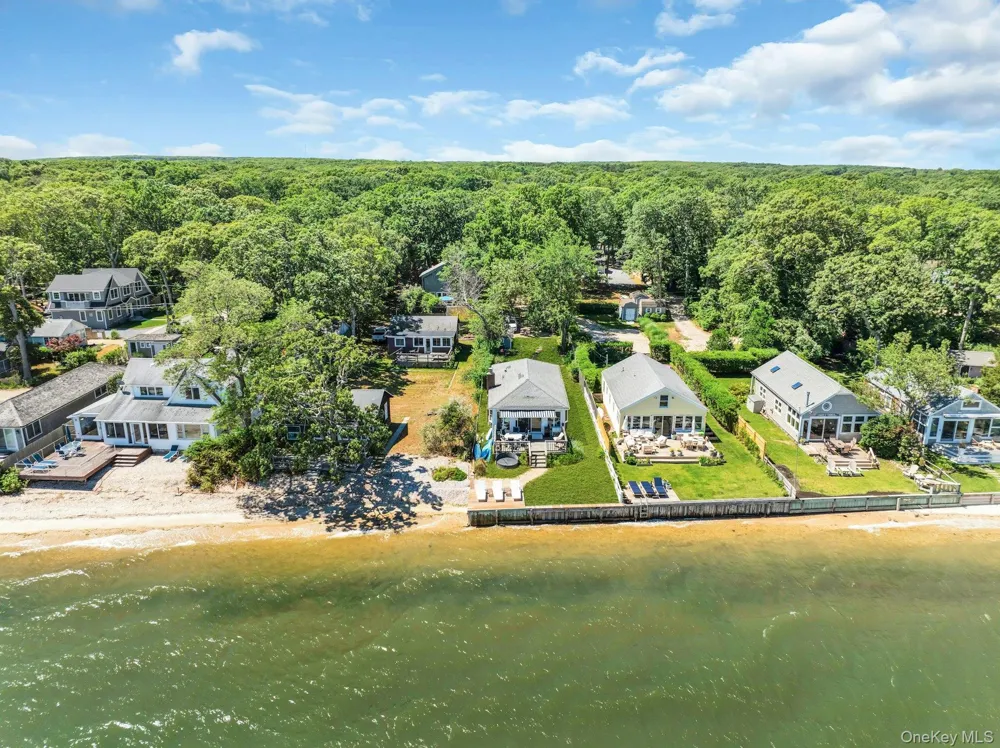 135 Noyack Avenue Sag Harbor, NY 11963