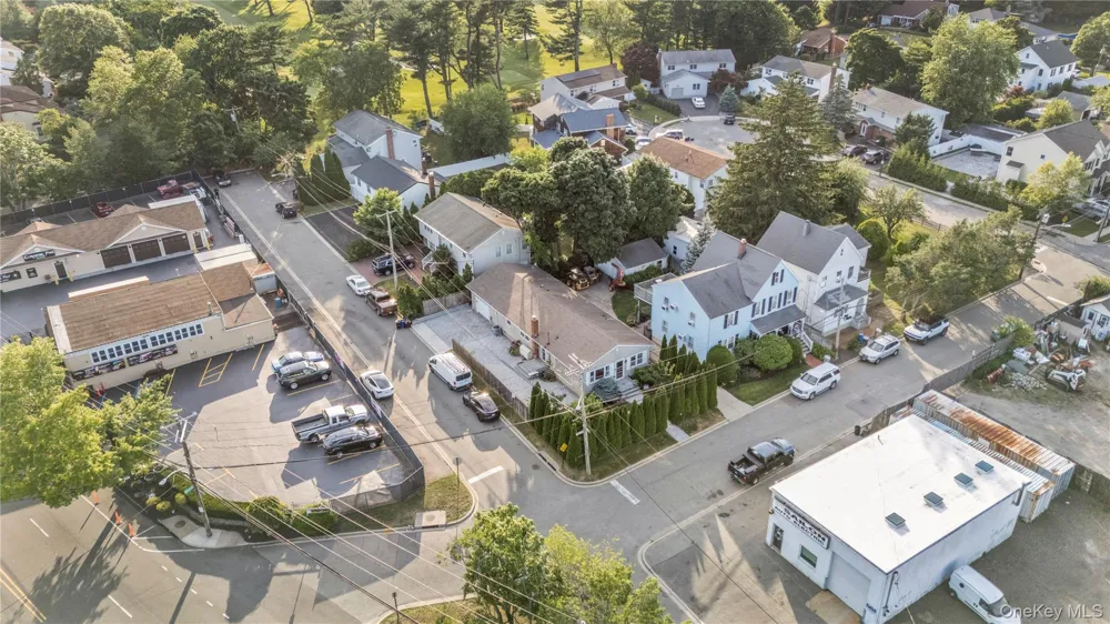 36 Richmond Street Syosset, NY 11791