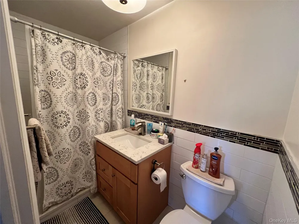 411 121st Street #12 College Point, NY 11356