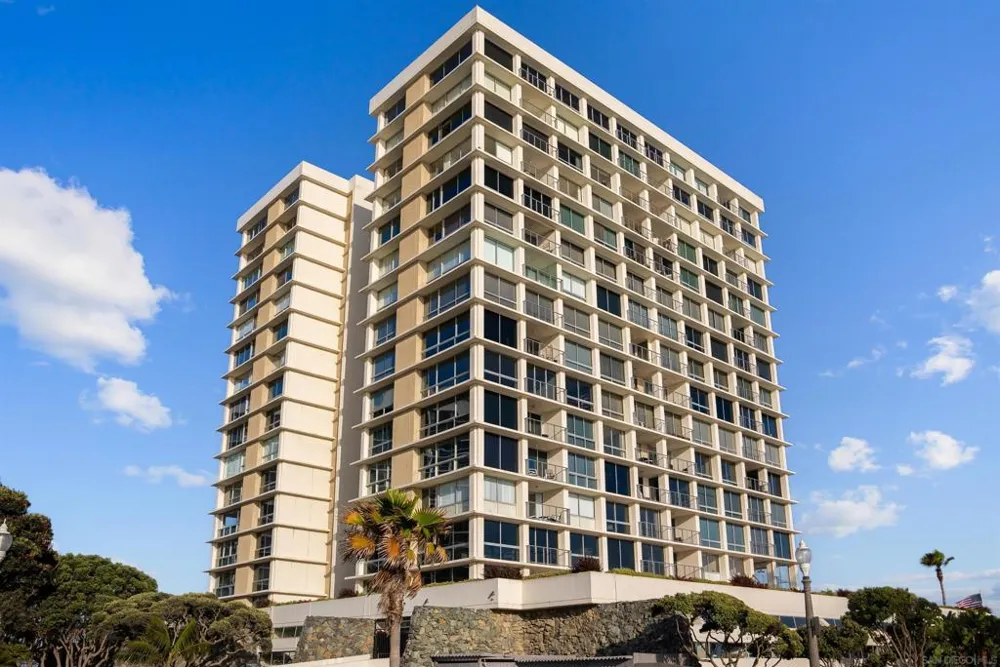 1720 Avenida Del Mundo #209 Coronado, CA 92118