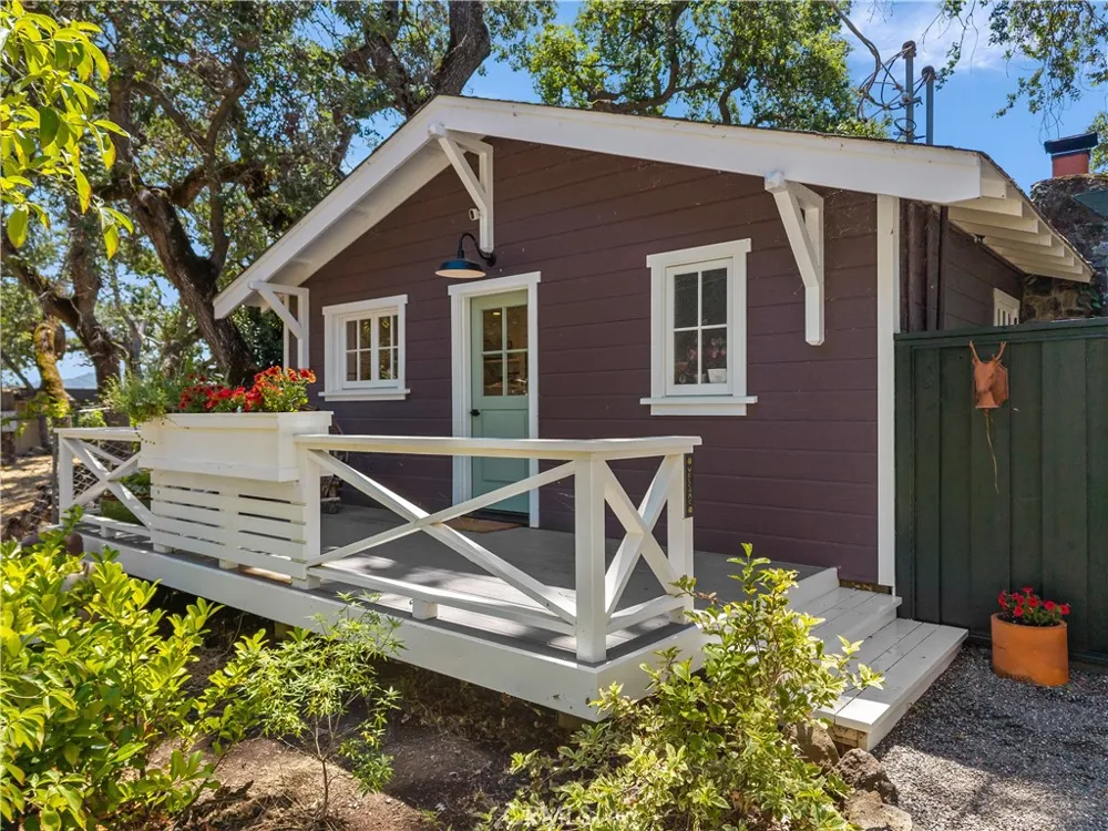 11611 Garden Court Clearlake Oaks, CA 95423