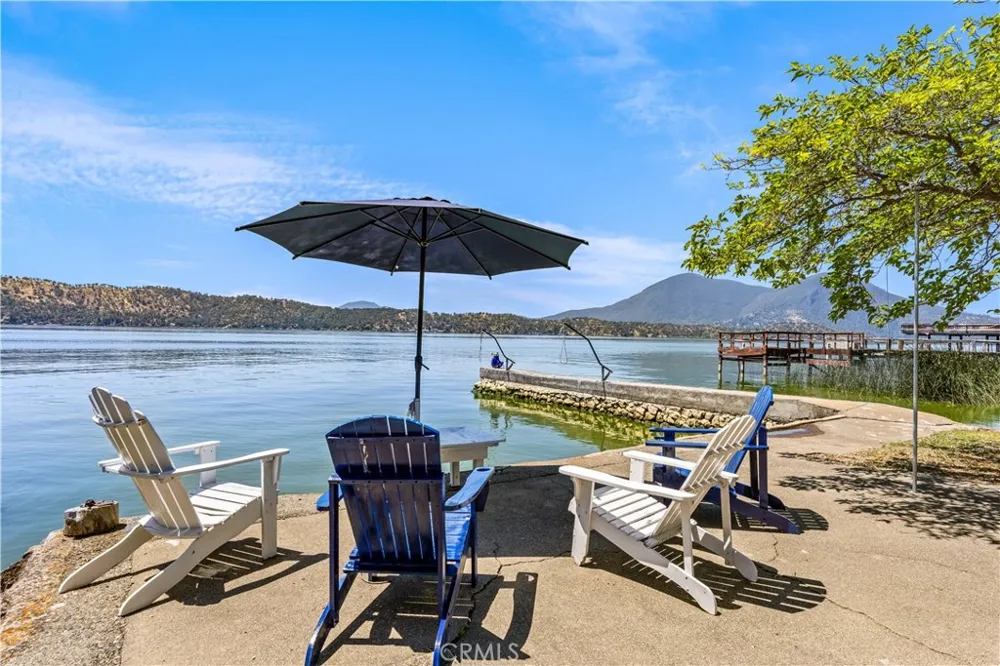 11611 Garden Court Clearlake Oaks, CA 95423