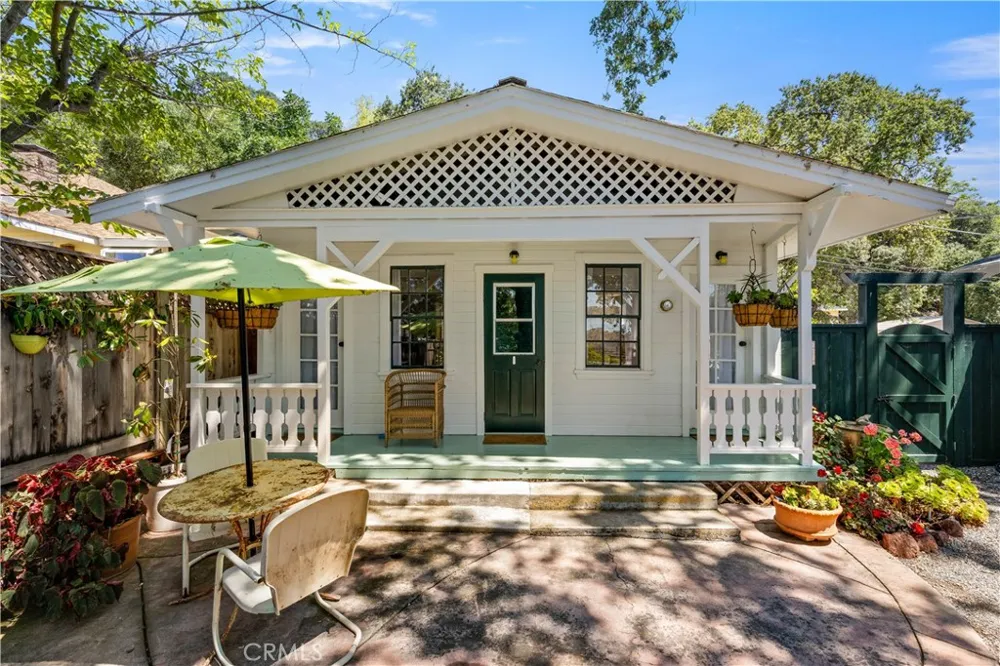 11611 Garden Court Clearlake Oaks, CA 95423