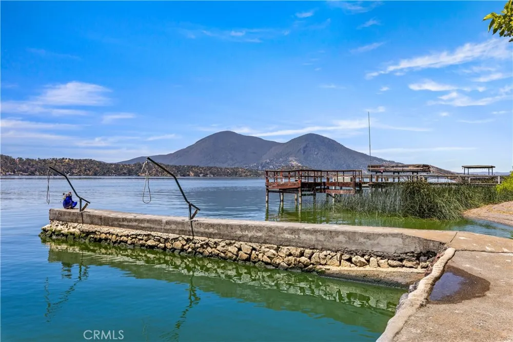 11611 Garden Court Clearlake Oaks, CA 95423