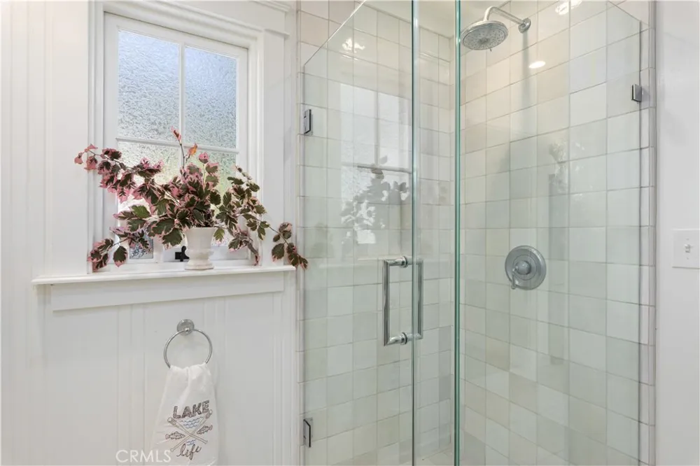 11611 Garden Court Clearlake Oaks, CA 95423