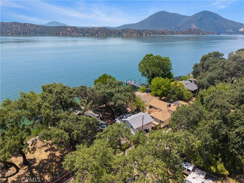 11611 Garden Court Clearlake Oaks, CA 95423