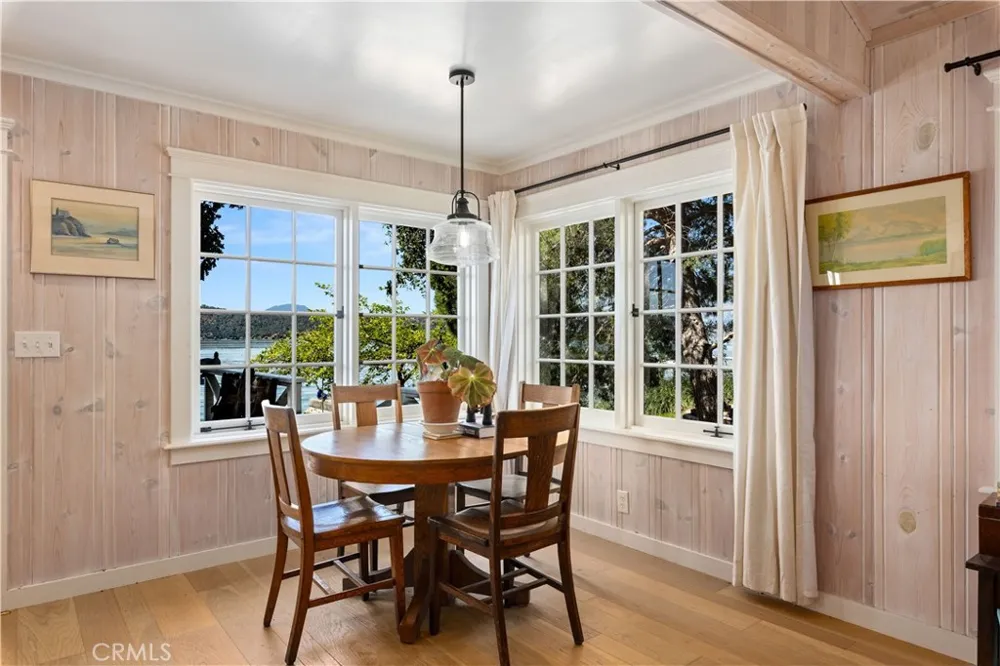 11611 Garden Court Clearlake Oaks, CA 95423