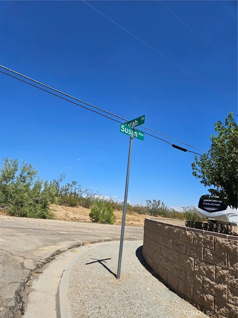 Carla Street Mojave, CA 93501