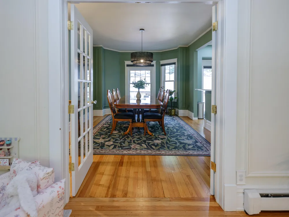 2318 Glenwood Drive Kalamazoo, MI 49008