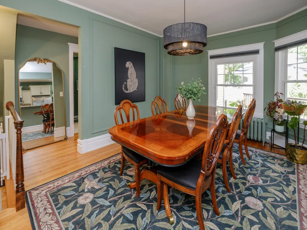 2318 Glenwood Drive Kalamazoo, MI 49008