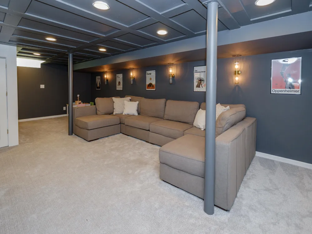 2318 Glenwood Drive Kalamazoo, MI 49008