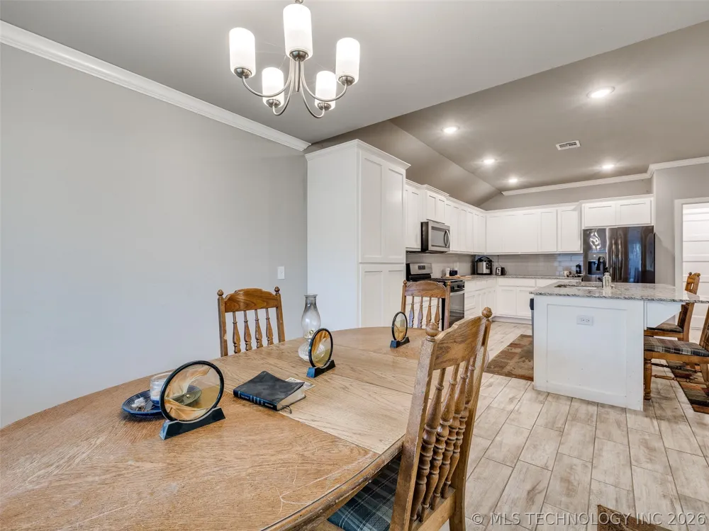 401 W Harrison Street Chouteau, OK 74337