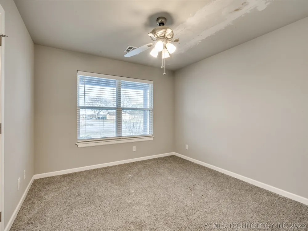401 W Harrison Street Chouteau, OK 74337