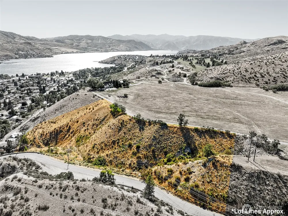 761 Bradley Street Chelan, WA 98816