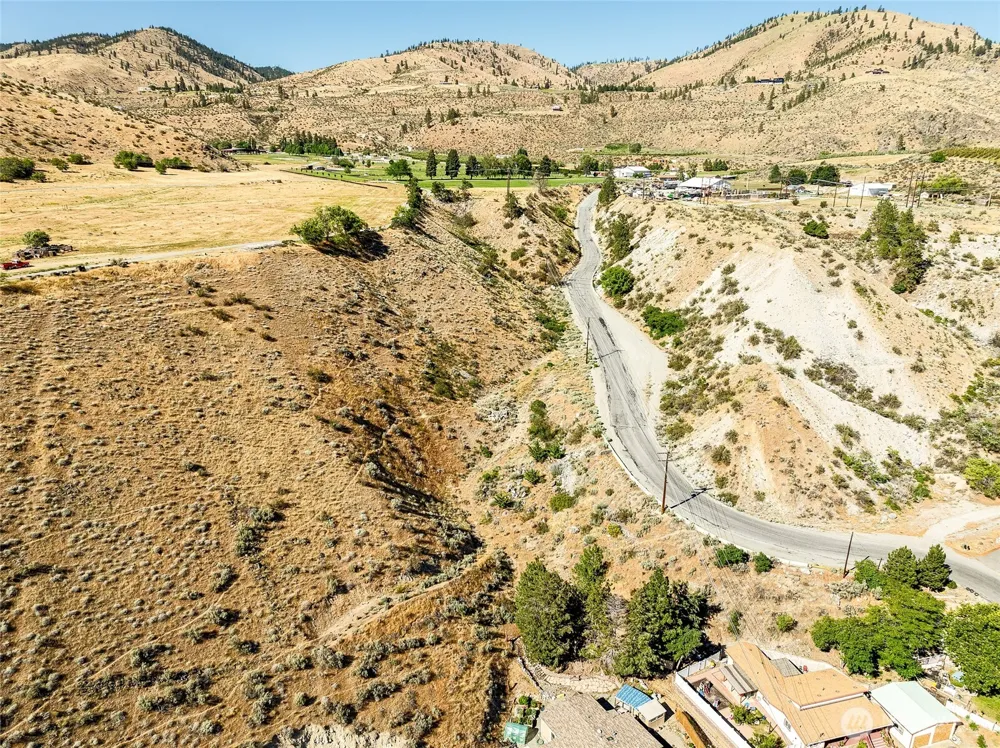 761 Bradley Street Chelan, WA 98816