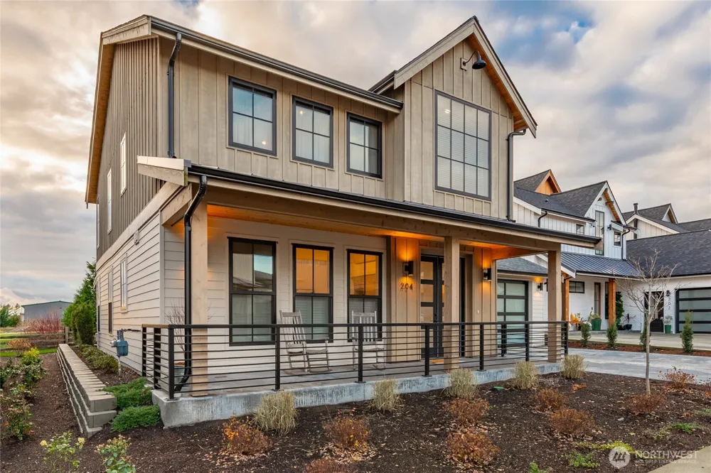 204 Pebblebrook Drive Lynden, WA 98264
