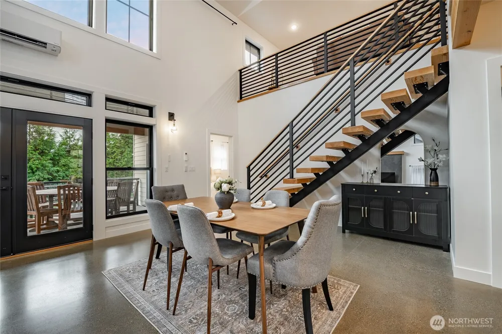 204 Pebblebrook Drive Lynden, WA 98264