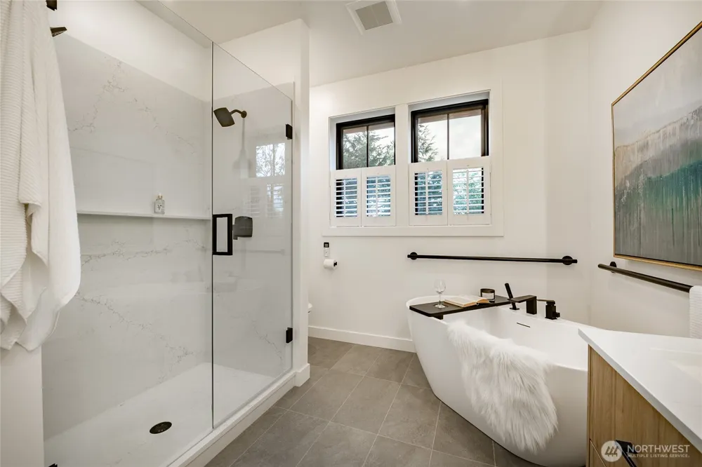 204 Pebblebrook Drive Lynden, WA 98264