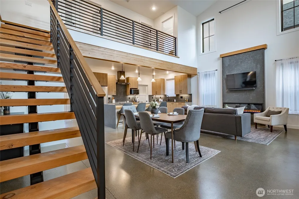 204 Pebblebrook Drive Lynden, WA 98264
