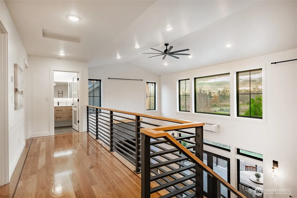 204 Pebblebrook Drive Lynden, WA 98264