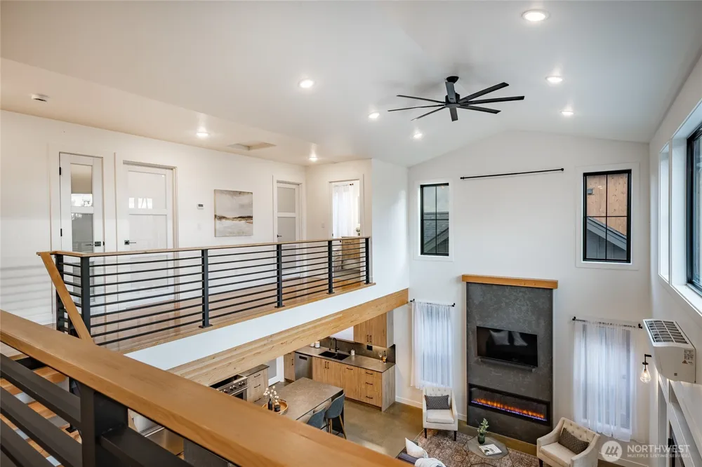 204 Pebblebrook Drive Lynden, WA 98264