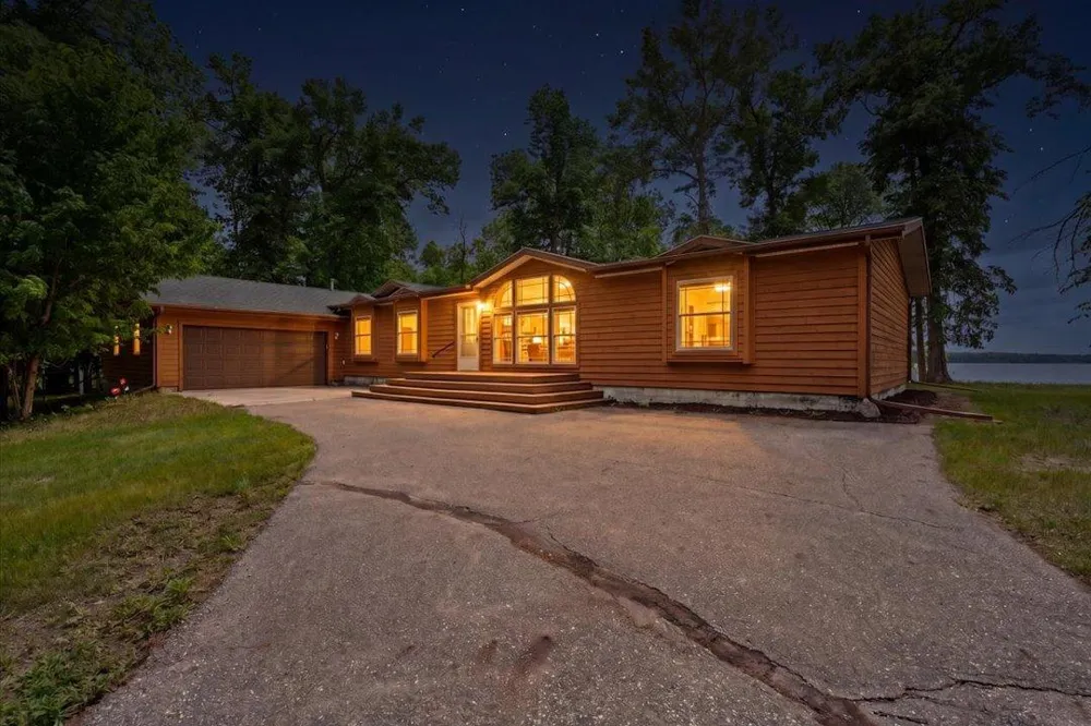 21100 Fir Trail Park Rapids, MN 56470