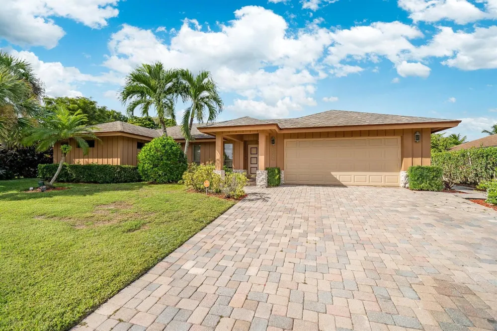 12775 Guilford Circle Wellington, FL 33414