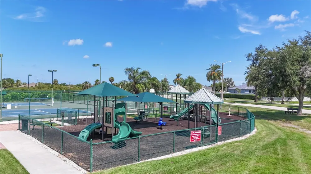 6108 LAUREL CREEK TRAIL Ellenton, FL 34222
