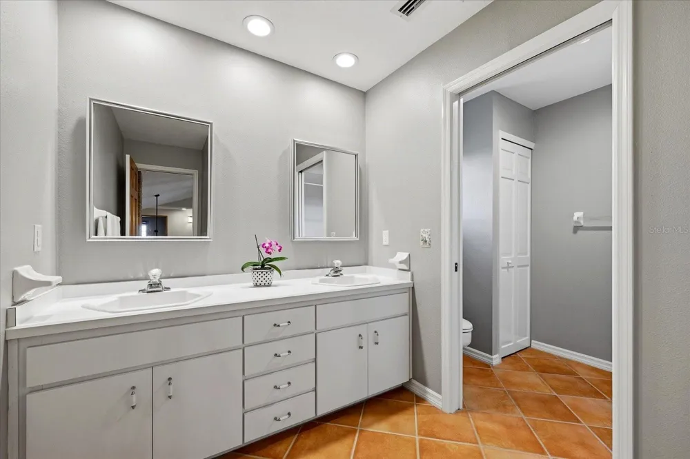 2917 SANDPIPER PLACE Clearwater, FL 33762