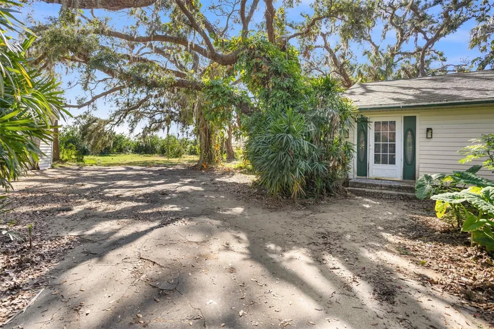 8725 ERIE LANE Parrish, FL 34219