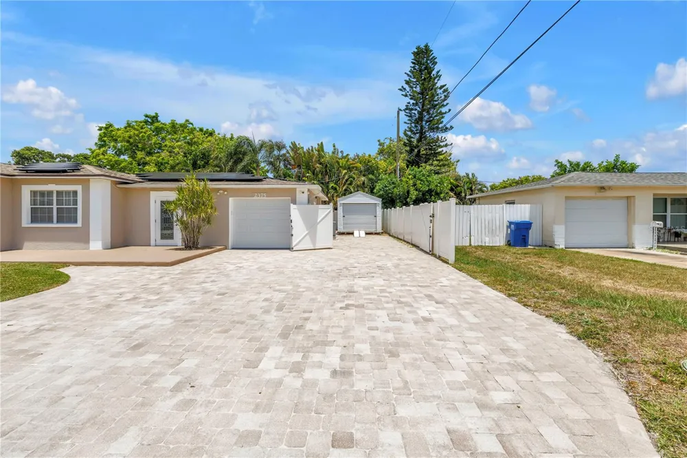 2375 37TH STREET St Petersburg, FL 33713