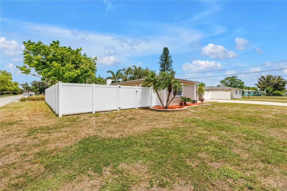 2375 37TH STREET St Petersburg, FL 33713